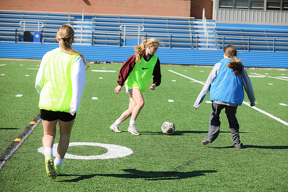 20200307 WV Girls Soccer Practice-51