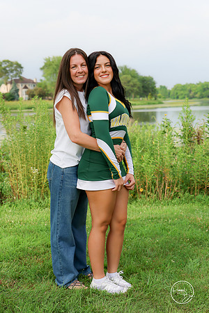 2026 Senior Cheer Moms-31