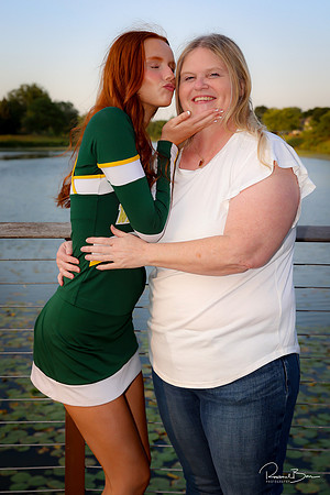 2024 Senior Cheer Moms-57