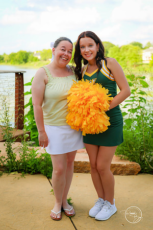2026 Senior Dance Moms-39