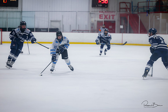 20241123 Varsity Oswego-8
