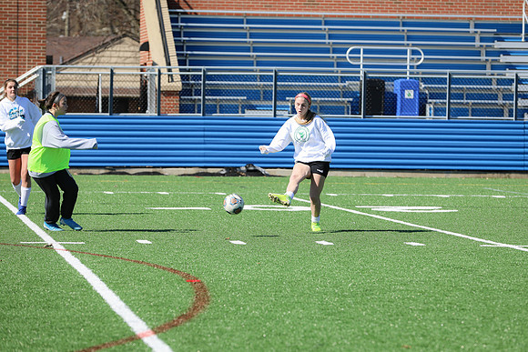 20200307 WV Girls Soccer Practice-165