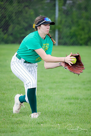 20240423 Softball Senior Night-11