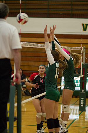 WV-GirlsVBall-6742