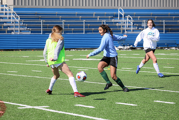 20200307 WV Girls Soccer Practice-205