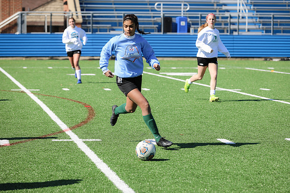 20200307 WV Girls Soccer Practice-166