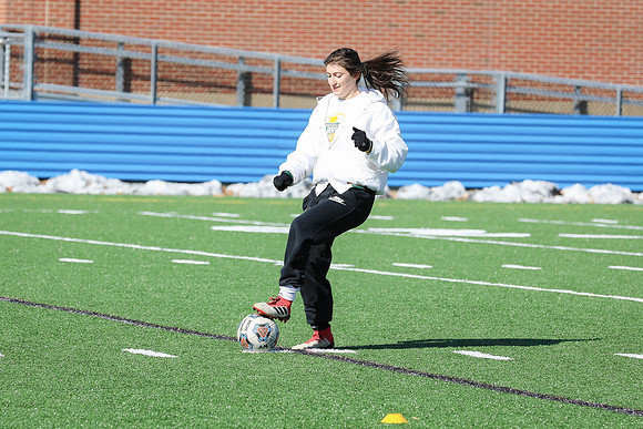 20200307 WV Girls Soccer Practice-9