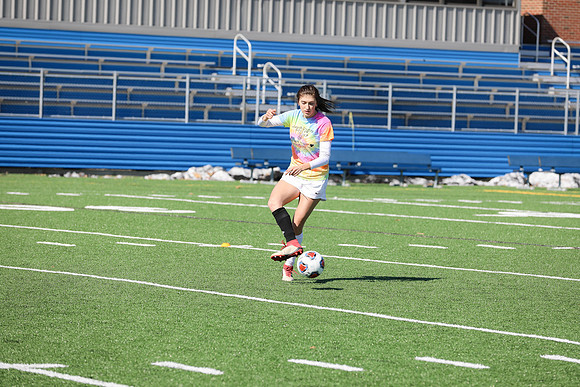 20200307 WV Girls Soccer Practice-201
