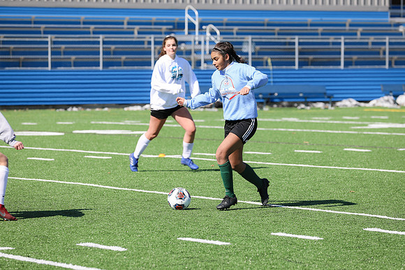20200307 WV Girls Soccer Practice-204