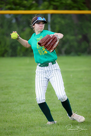 20240423 Softball Senior Night-14