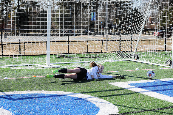 20200307 WV Girls Soccer Practice-84