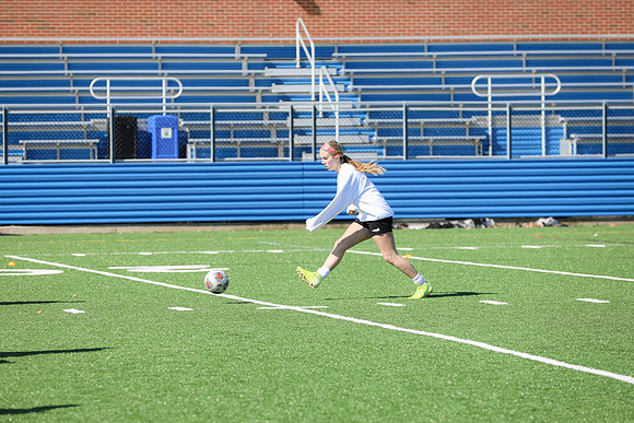 20200307 WV Girls Soccer Practice-170