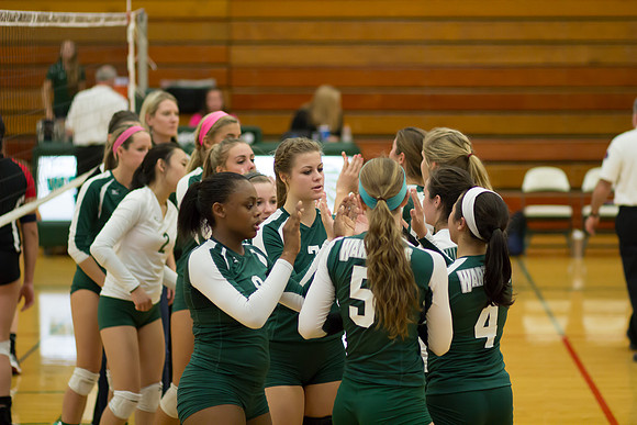 WV-GirlsVBall-6760