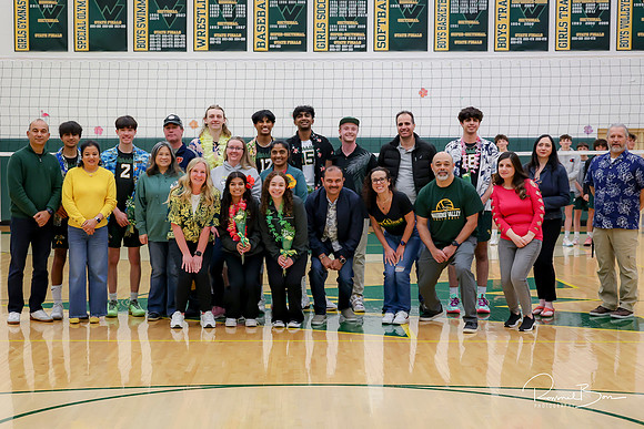 20240424 Volleyball Senior Night-24-2