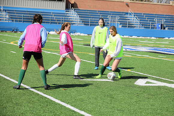 20200307 WV Girls Soccer Practice-56
