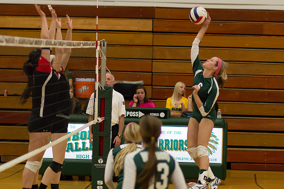WV-GirlsVBall-6740