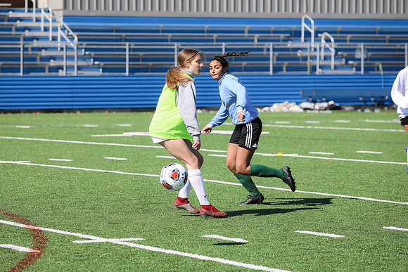 20200307 WV Girls Soccer Practice-206