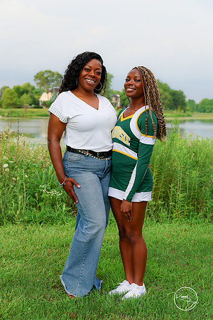 2026 Senior Cheer Moms-3