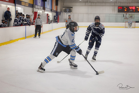 20241123 Varsity Oswego-51