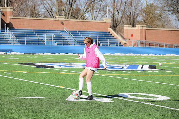 20200307 WV Girls Soccer Practice-49