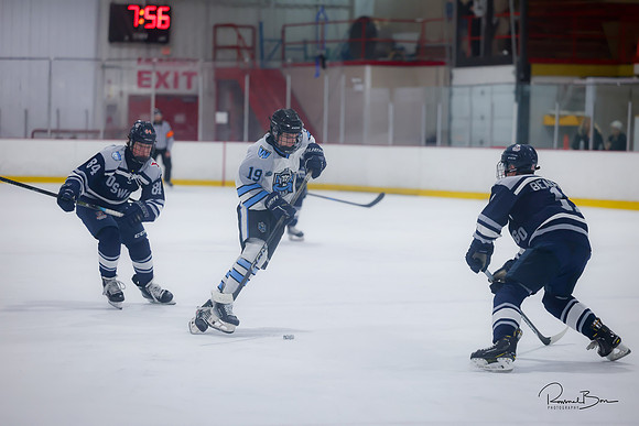 20241123 Varsity Oswego-14