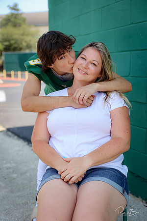 2024 WV Football Moms-16