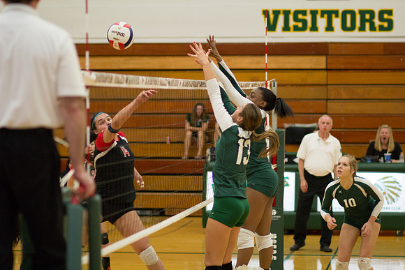 WV-GirlsVBall-6716