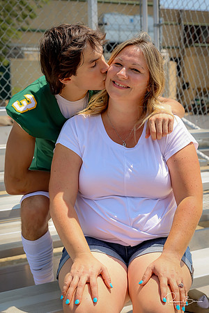 2024 WV Football Moms-5