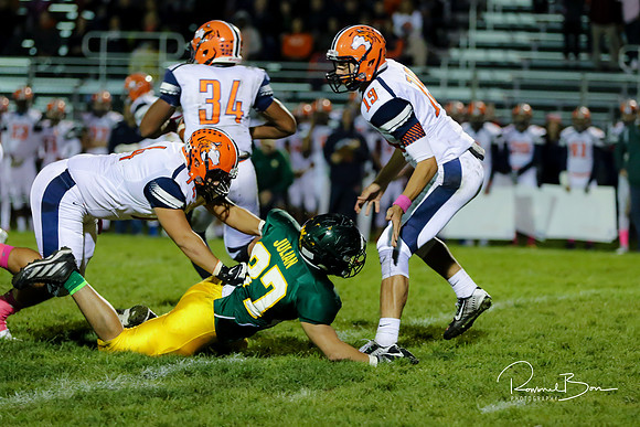 20161014 WV Football vs Naperville North_048