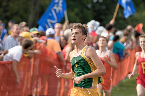 Boys Varsity Leavy Invite-13
