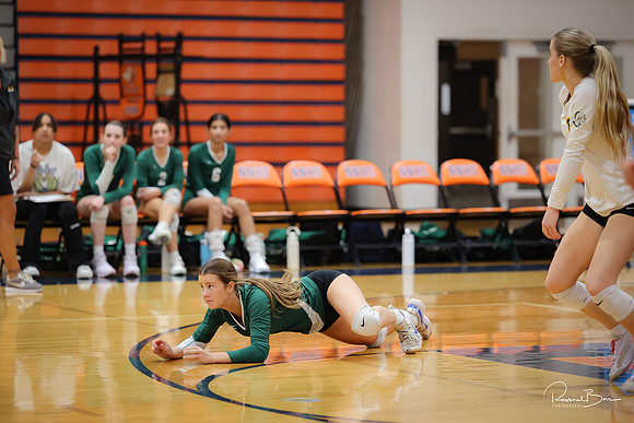 20241022 JV Naperville North-43