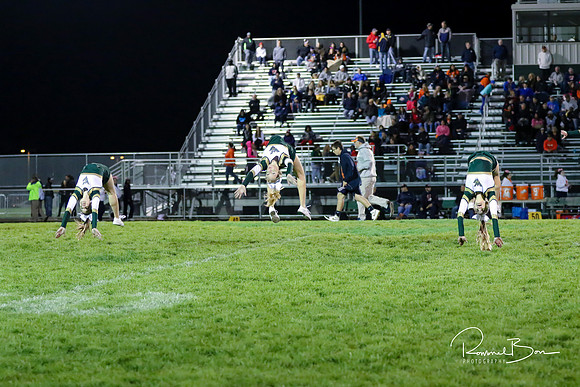 20161014 WV Football vs Naperville North_121