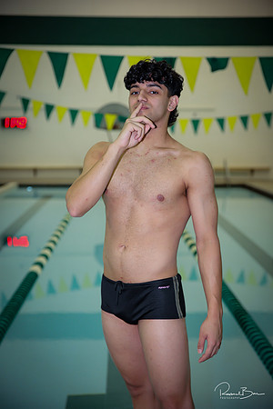 Class of 2025 Senior Swim-15