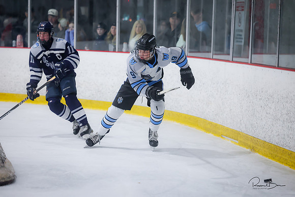20241123 Varsity Oswego-44