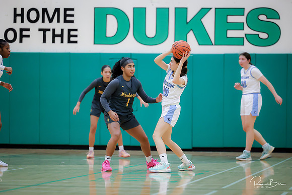 20241121 Downers Grove South-37