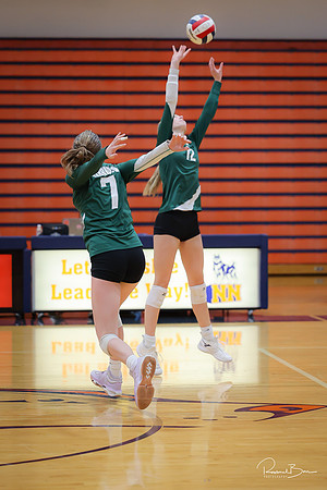 20241022 JV Naperville North-35