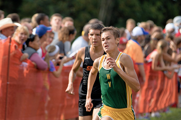 Boys Varsity Leavy Invite-8