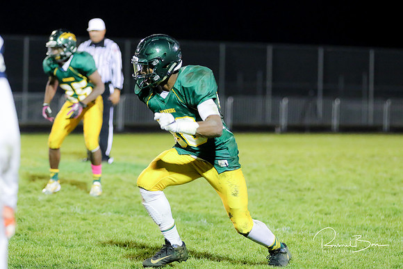 20161014 WV Football vs Naperville North_145