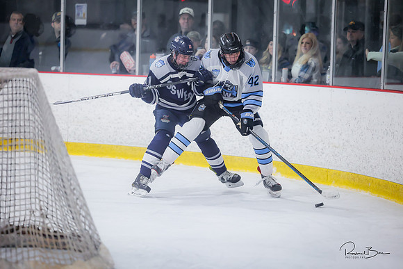 20241123 Varsity Oswego-32