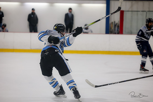 20241123 Varsity Oswego-109