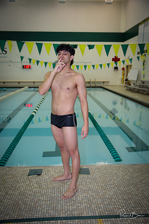 Class of 2025 Senior Swim-12