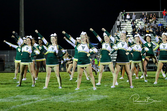 20161014 WV Football vs Naperville North_115