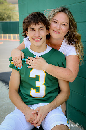 2024 WV Football Moms-8