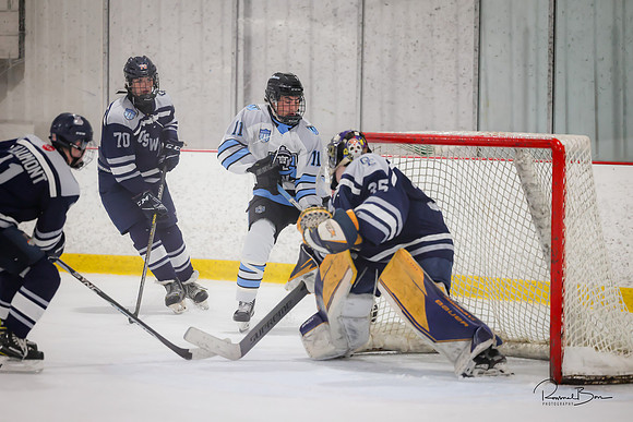 20241123 Varsity Oswego-122