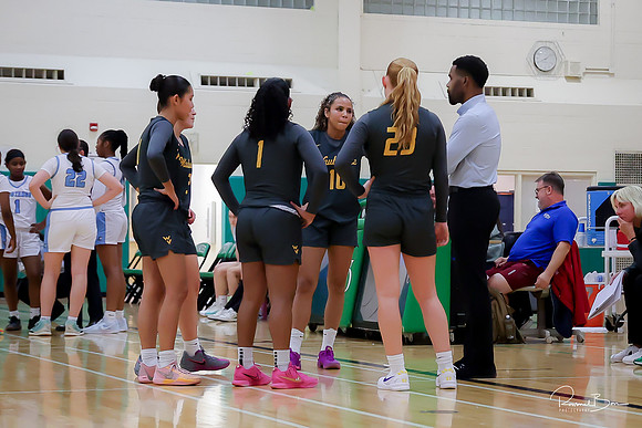 20241121 Downers Grove South-79
