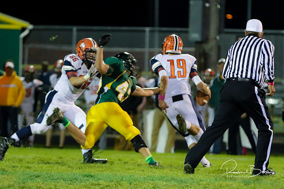 20161014 WV Football vs Naperville North_049