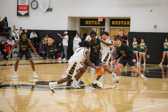 20241206 Varsity Boys Metea Valley-10
