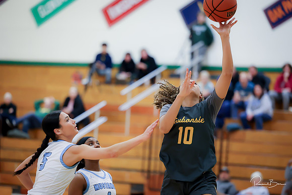 20241121 Downers Grove South-18