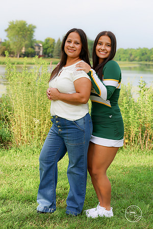 2026 Senior Cheer Moms-57