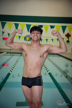Class of 2025 Senior Swim-8